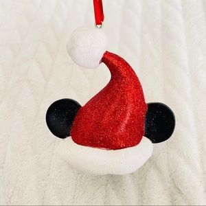 🎄 Mickey Mouse Santa Hat Ornament
